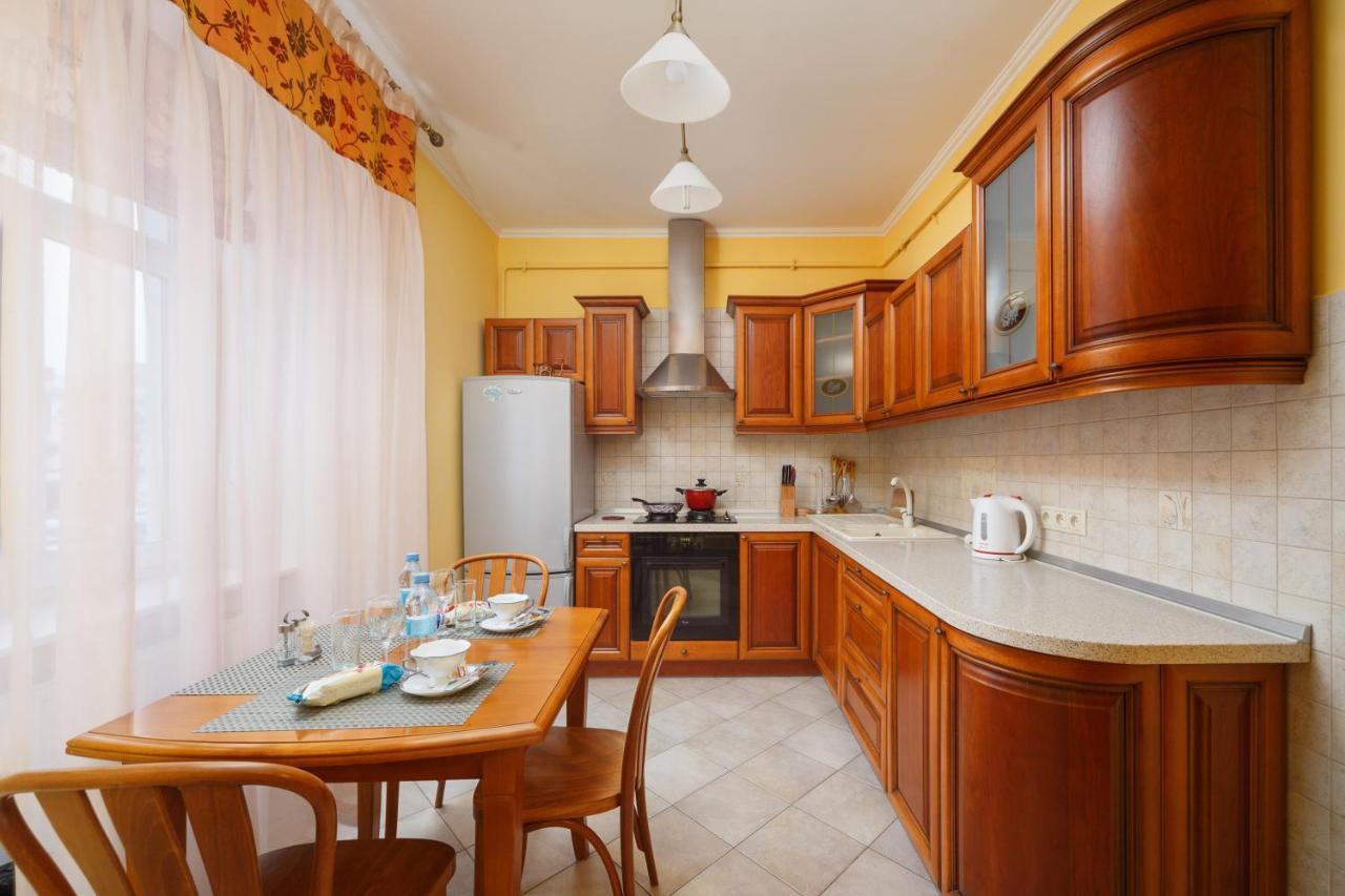 Na Katedralniy Apartamento Lviv Exterior foto